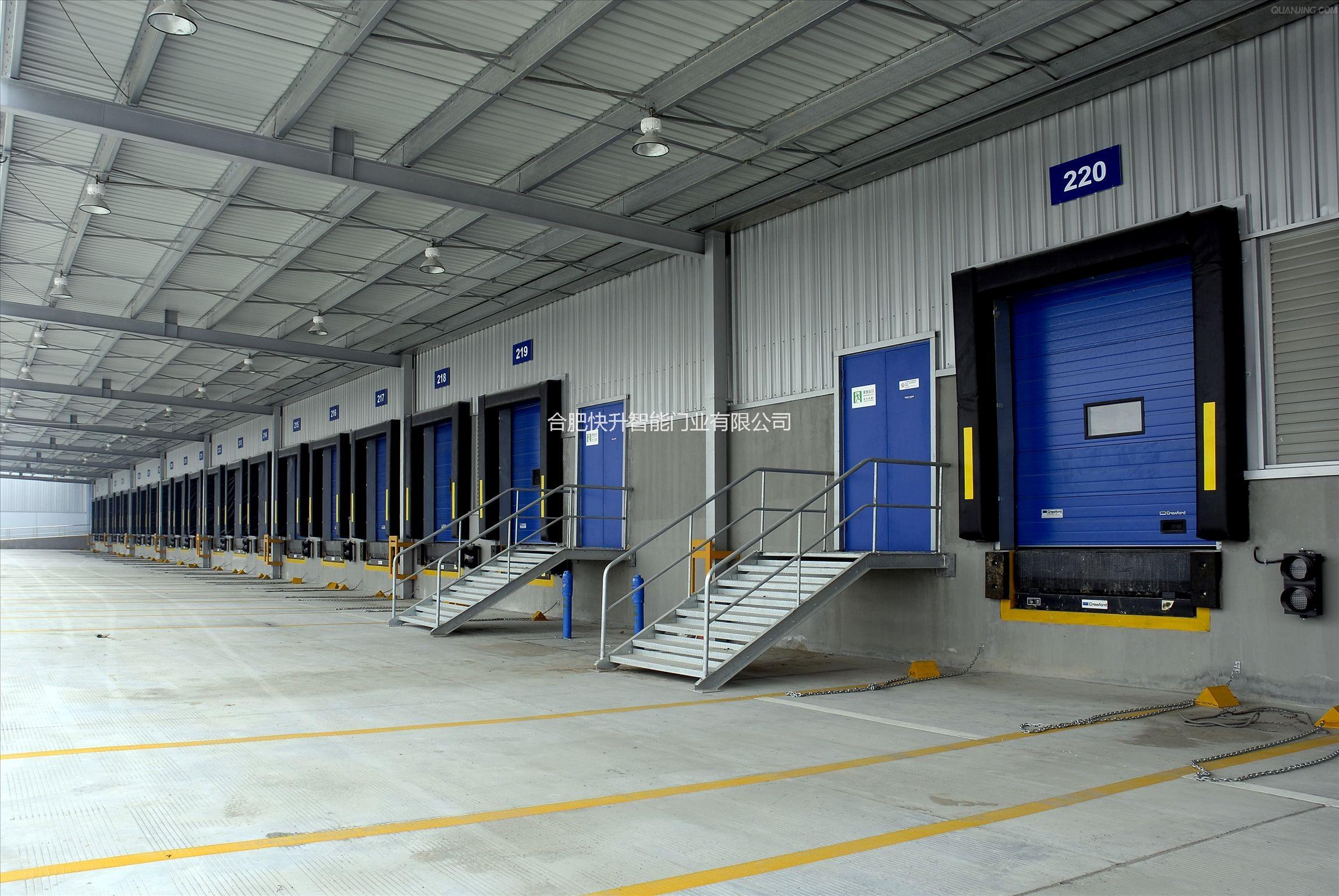 安慶裝卸貨平臺 液壓裝卸平臺圖片