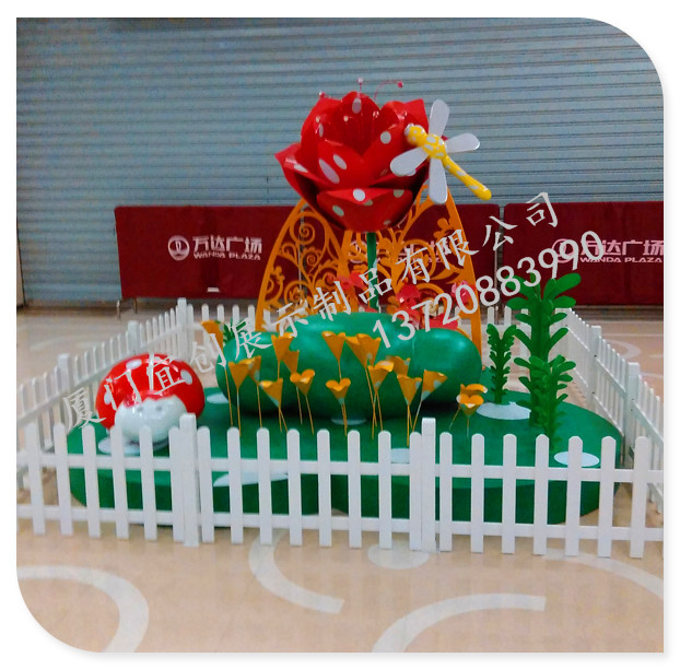 商場(chǎng)DP點(diǎn)裝飾 玻璃鋼大玫瑰圖片/商場(chǎng)DP點(diǎn)裝飾 玻璃鋼大玫瑰樣板圖 (3)