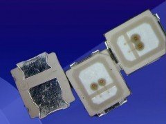 供應用于發(fā)光的黃光2835燈珠，2835廠家現(xiàn)貨批發(fā)