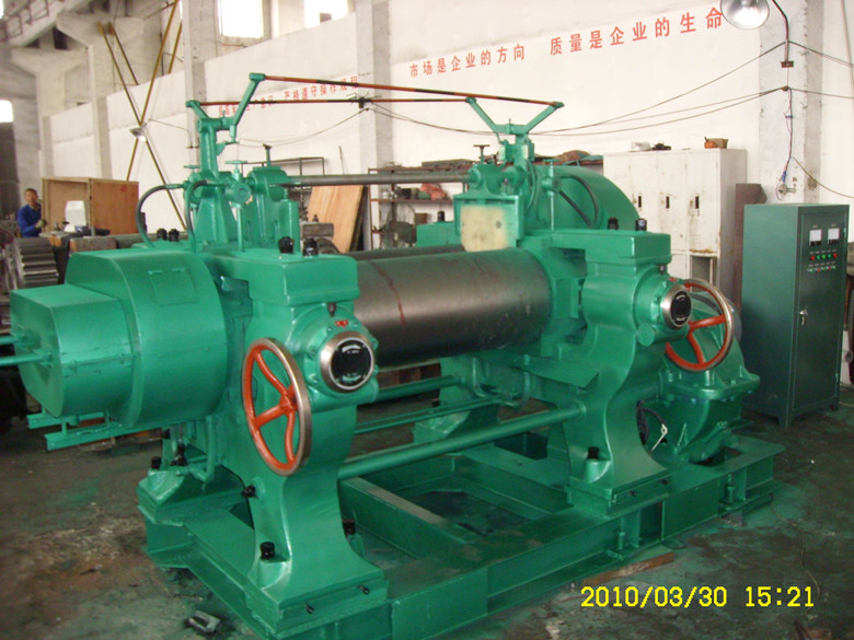 自動(dòng)翻膠裝置開(kāi)煉機(jī)_開(kāi)放式煉膠機(jī)圖片/自動(dòng)翻膠裝置開(kāi)煉機(jī)_開(kāi)放式煉膠機(jī)樣板圖 (3)