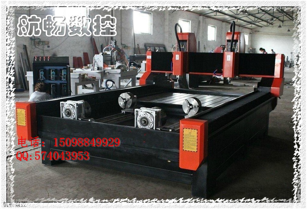 立體石獅子雕刻機(jī)、龍柱圓柱雕刻機(jī)圖片