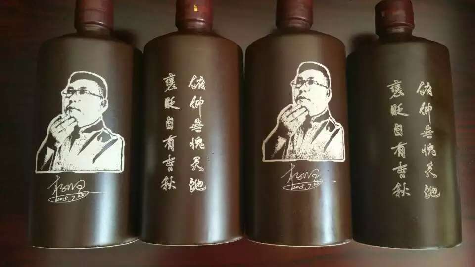 供应竹简，酒盒，茶叶盒激光雕刻机