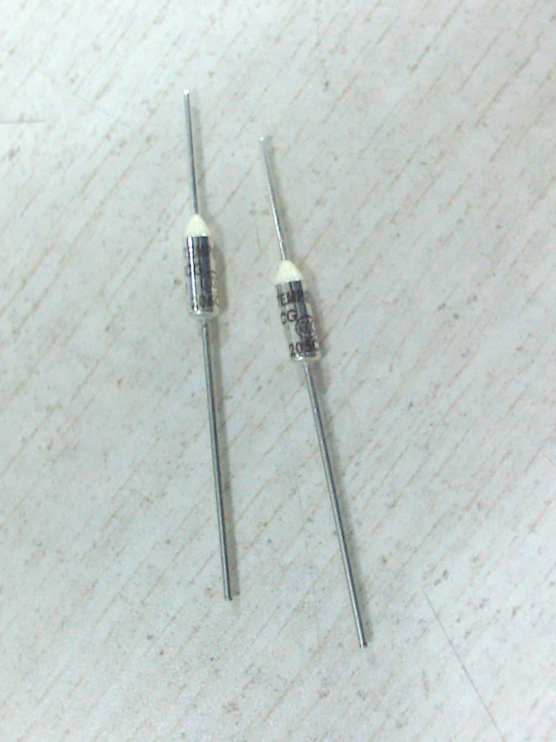 溫度保險(xiǎn)絲圖片/溫度保險(xiǎn)絲樣板圖 (3)