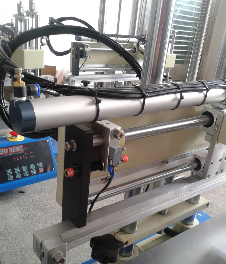 全自動(dòng)300*500小型平面絲印圖片/全自動(dòng)300*500小型平面絲印樣板圖 (2)