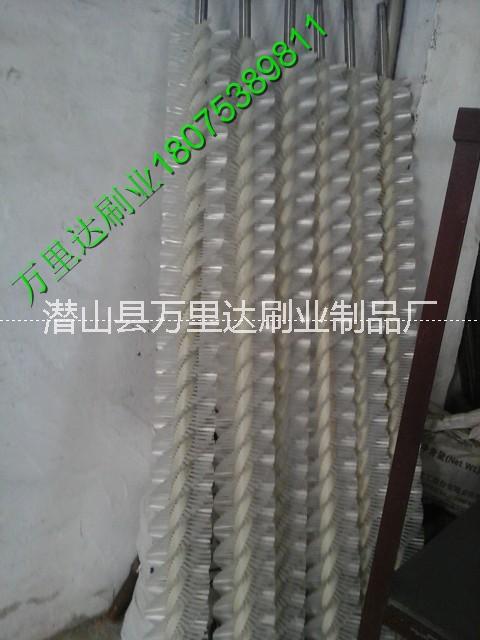 供應(yīng)熱銷螺旋清洗毛刷輥 尼龍絲螺旋毛刷輥 螺旋毛刷輥