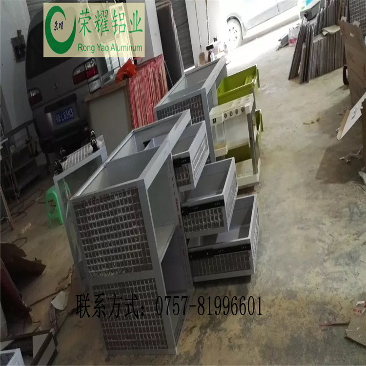 江蘇陶瓷合金櫥柜鋁材圖片