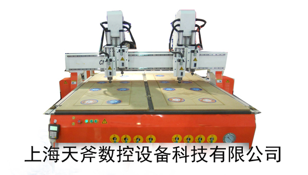 供应双头双切换木工雕刻机上海雕宝实业天斧牌雕刻机图片