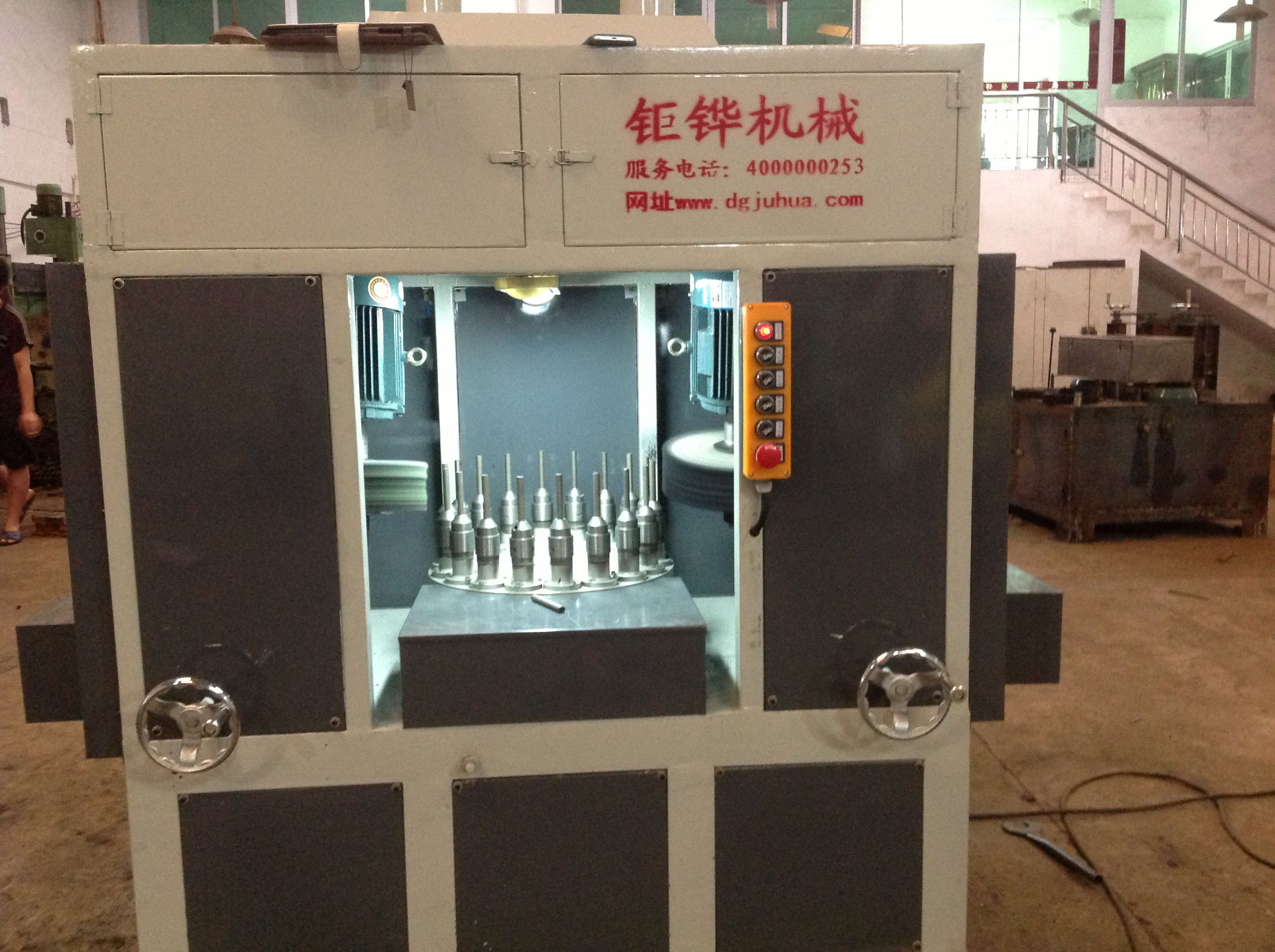 自動拋光機(jī)圖片/自動拋光機(jī)樣板圖 (2)
