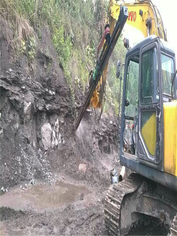 挖改鑿巖機(jī)，液壓鑿巖機(jī)圖片