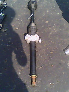 供應(yīng)奔馳B200半軸圖片