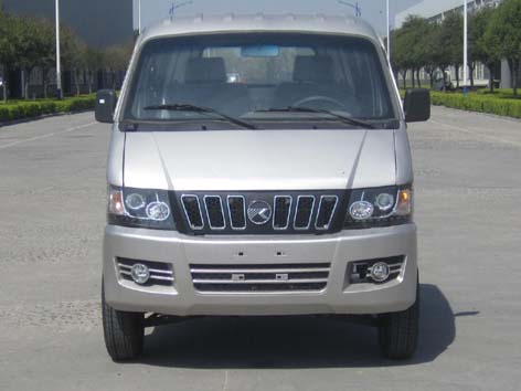 凱馬電動環(huán)衛(wèi)車_電動勾臂垃圾車圖片/凱馬電動環(huán)衛(wèi)車_電動勾臂垃圾車樣板圖 (2)