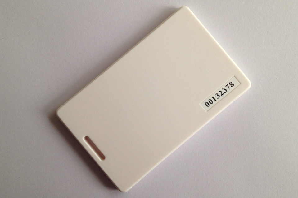 2.4G簡易型電子標(biāo)簽圖片