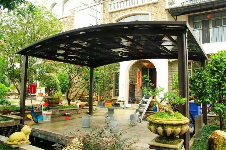 供應(yīng)家用鋁合金停車(chē)棚花園別墅停車(chē)棚大型停車(chē)棚