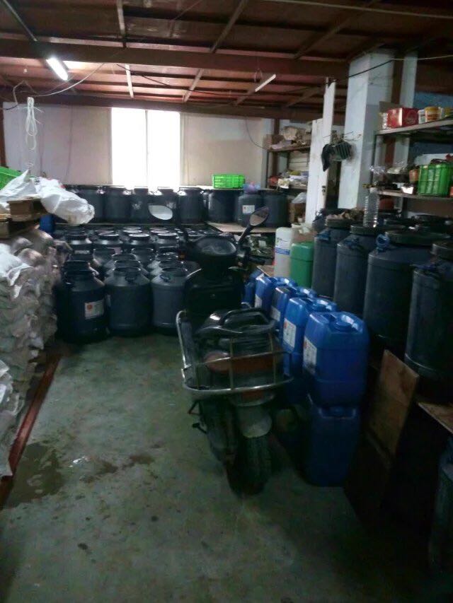 南安石獅晉江鋅合金壓鑄油性脫模劑圖片/南安石獅晉江鋅合金壓鑄油性脫模劑樣板圖 (2)