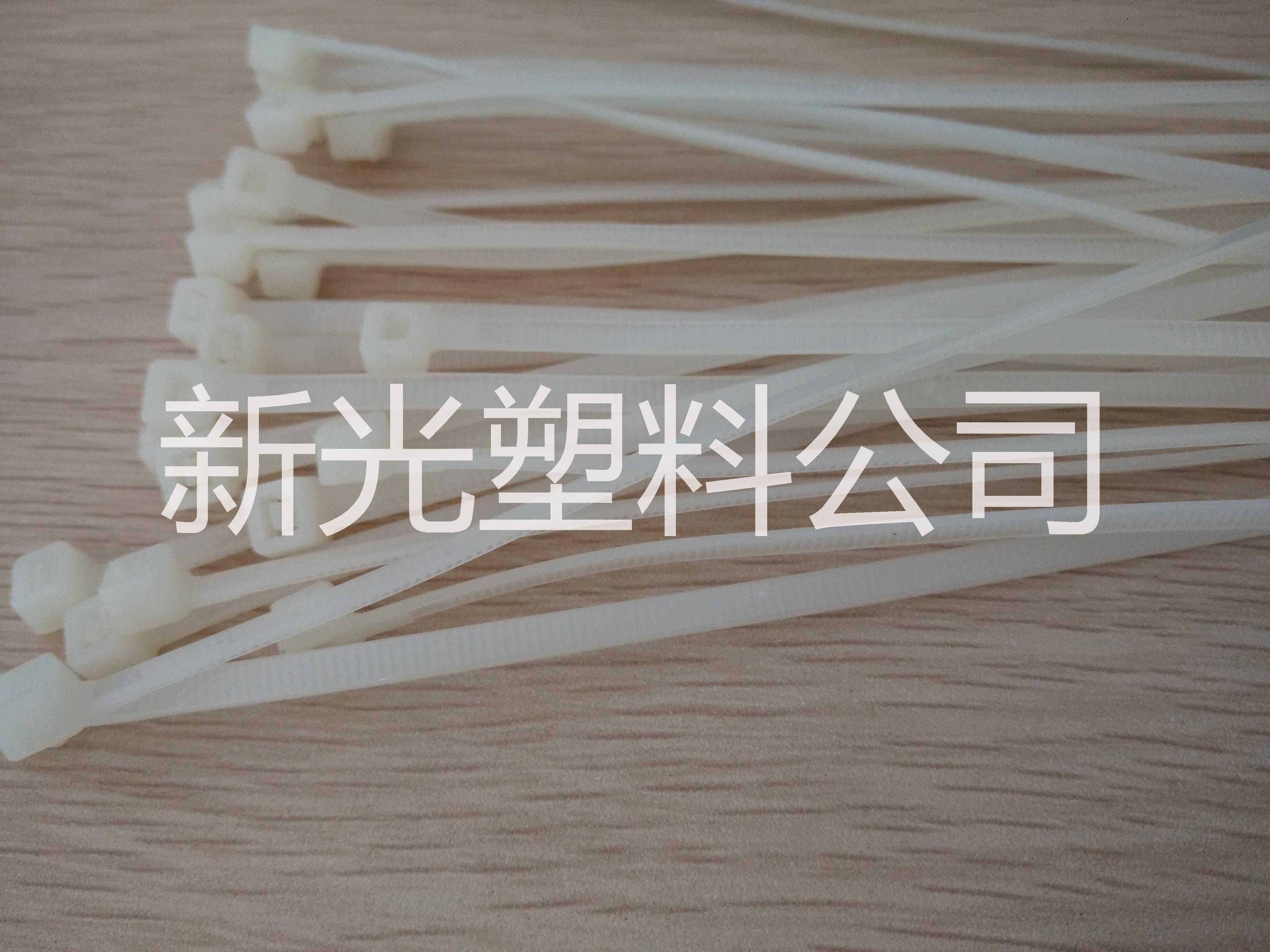 供應(yīng)新光尼龍?jiān)鷰?  src=