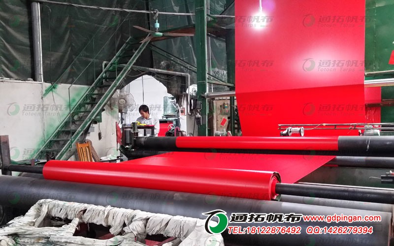 我廠批發(fā)紅色蓋貨帆布 紅色遮陽篷圖片