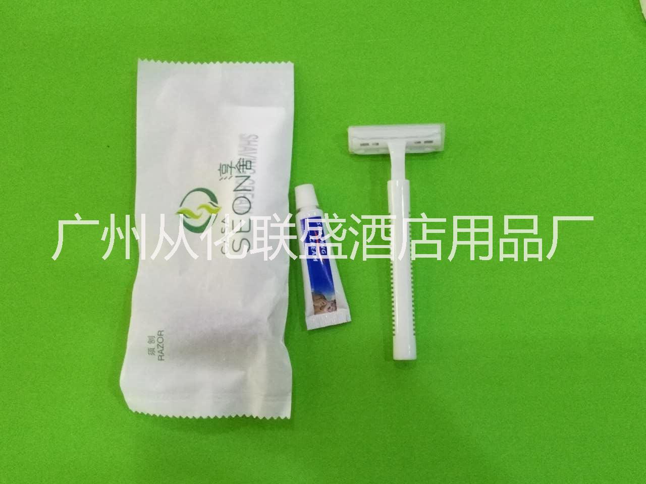 供应酒店宾馆专用一次性剃须刀须膏入袋 双层不锈钢刀片 一次性男士洗濑用品须刨须膏二合一环保袋套装 可定制LOGO