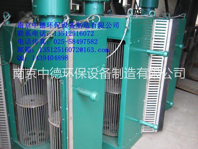 FS雙轉(zhuǎn)鼓粉碎型格柵圖片