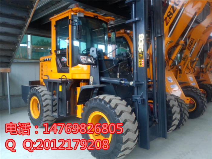 山東3噸越野叉車的價格及廠家圖片/山東3噸越野叉車的價格及廠家樣板圖 (3)