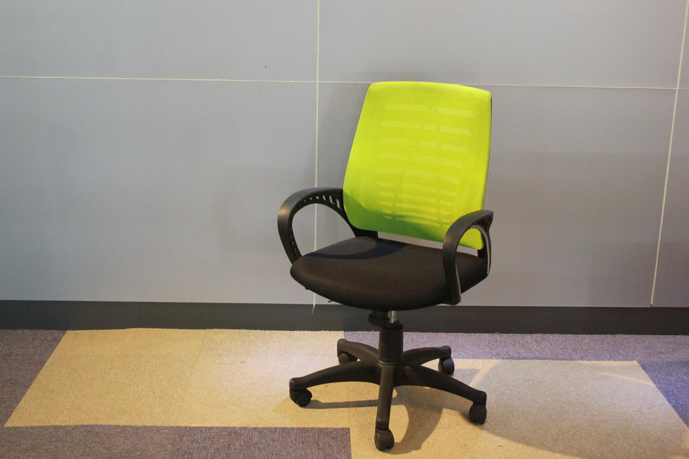 辦公網(wǎng)椅圖片/辦公網(wǎng)椅樣板圖 (3)