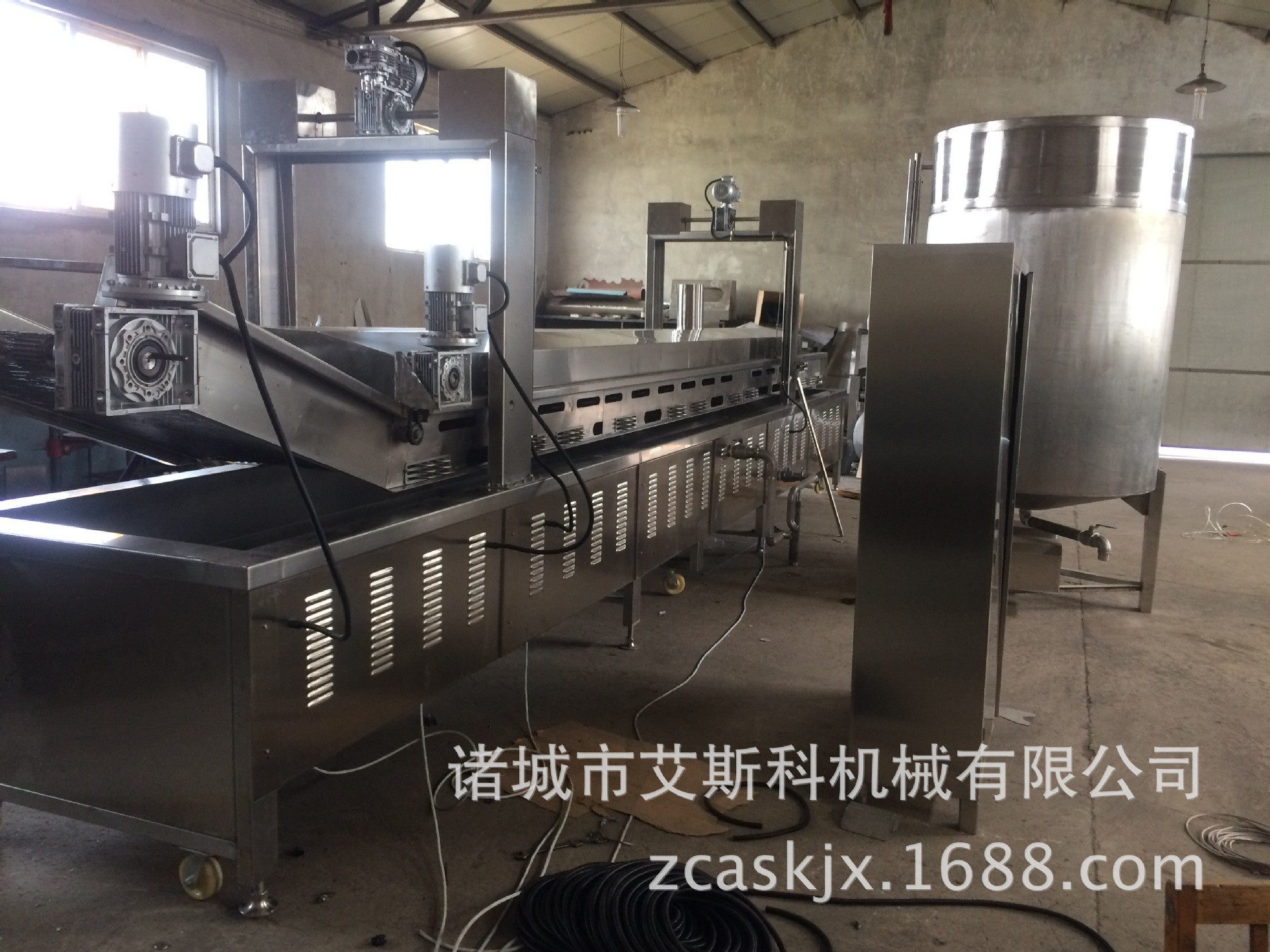 油水混合油炸機(jī)圖片