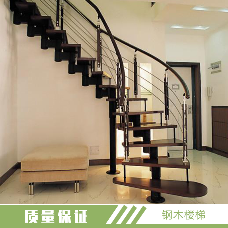 山西鋼木樓梯 鋼木結(jié)構(gòu)旋轉(zhuǎn)樓梯 現(xiàn)代風(fēng)格家居復(fù)式鋼木樓梯 室內(nèi)閣樓樓梯