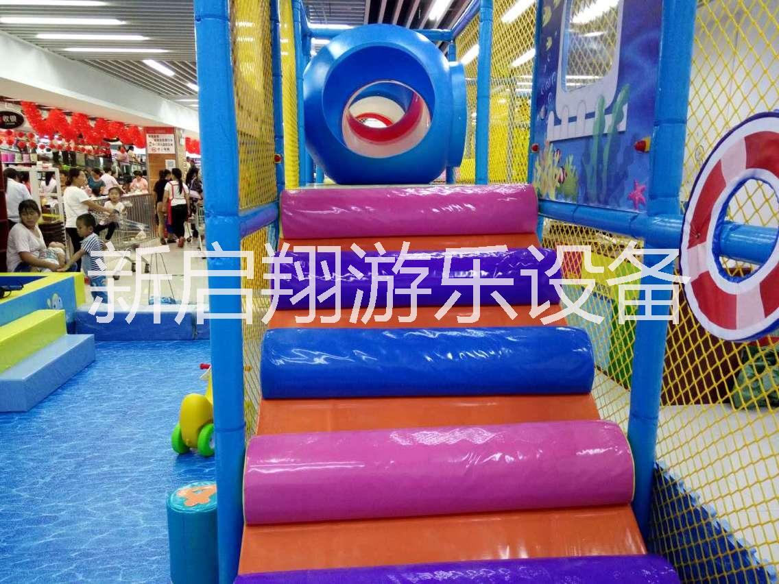 淘氣堡設(shè)備圖片