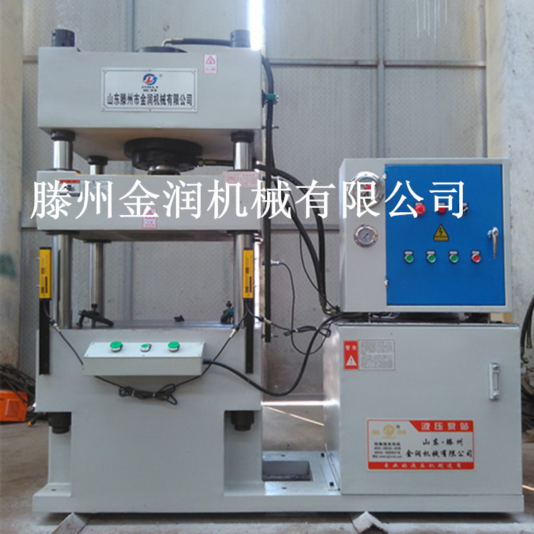 為什么選四柱液壓機？圖片