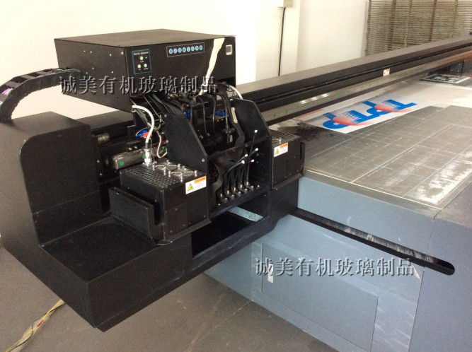 深圳UV高清彩印加工 手機(jī)殼壁畫彩印 寶安沙井UV噴繪