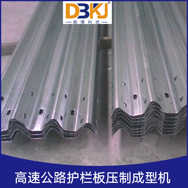 高速公路護(hù)欄板設(shè)備圖片/高速公路護(hù)欄板設(shè)備樣板圖 (2)