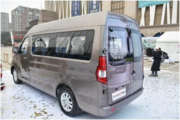 石景山首鋼小區(qū)金杯車搬家，拉貨圖片