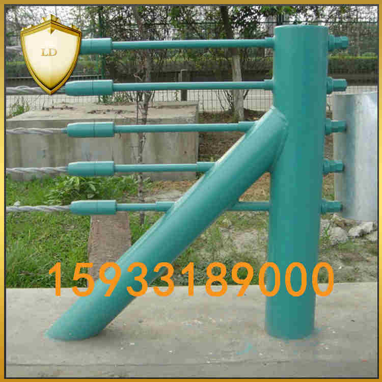 鋼索護(hù)欄現(xiàn)貨 鋼索護(hù)欄報(bào)價(jià)