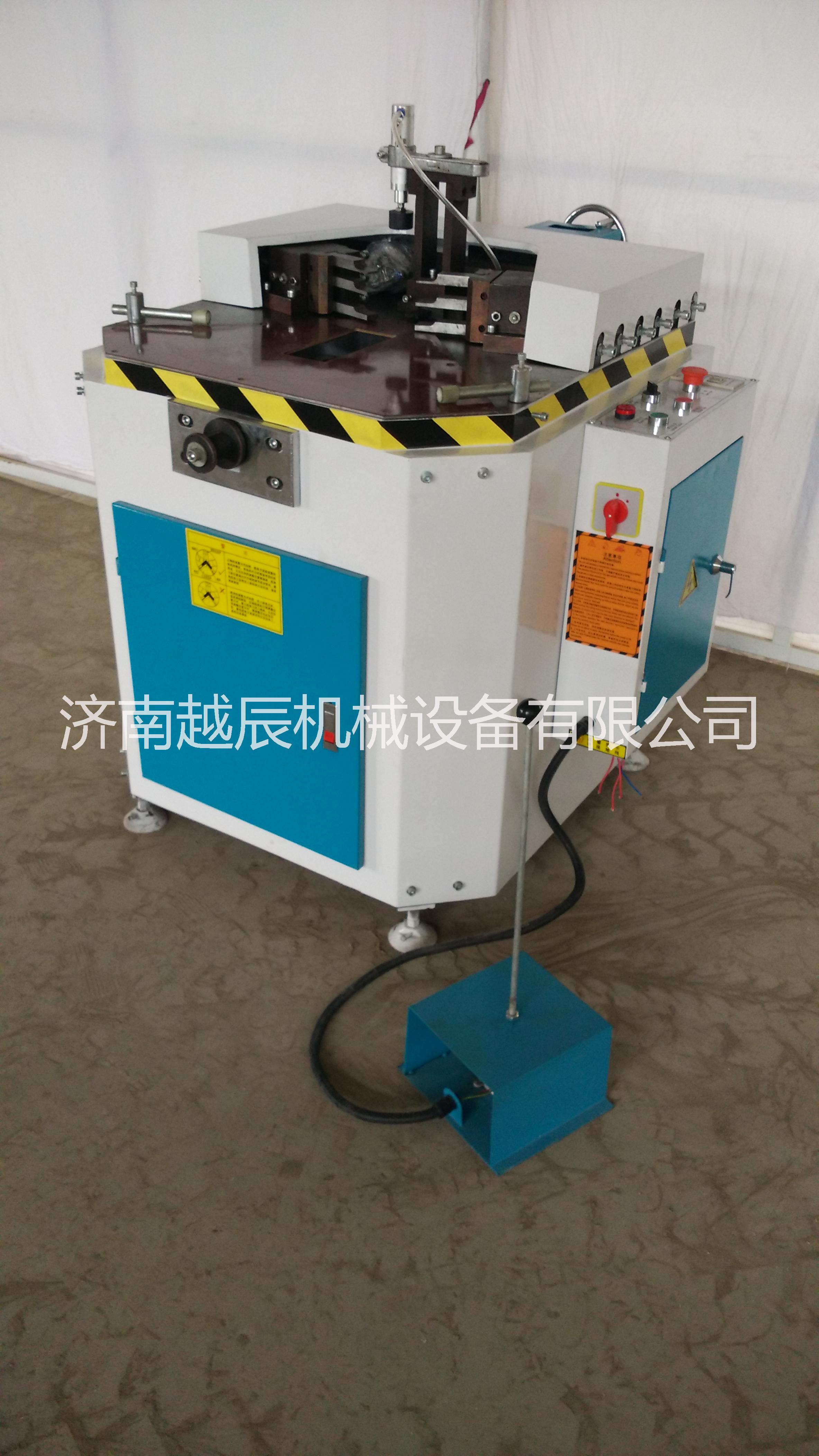 斷橋鋁門窗組角機(jī)圖片/斷橋鋁門窗組角機(jī)樣板圖 (1)