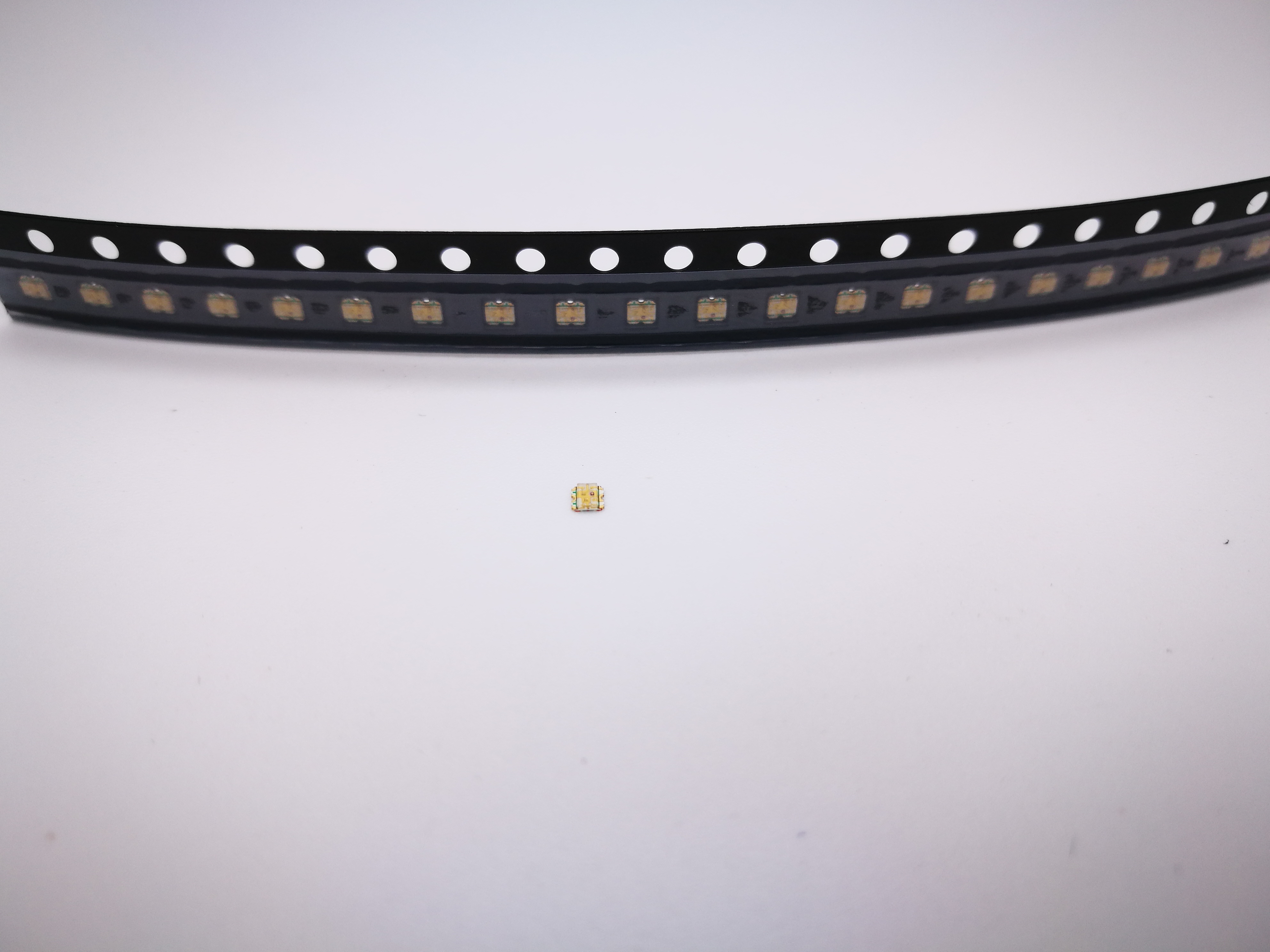 億光現(xiàn)貨0603全彩 19-337-R6GHBHC-A01-2T