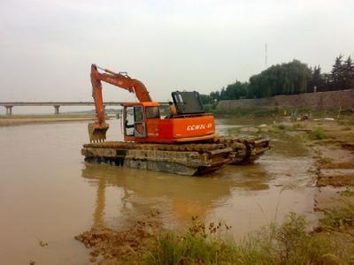 荆州市潜江水陆挖掘机出租厂家潜江水陆挖掘机出租公司电话 潜江水陆挖掘机出租