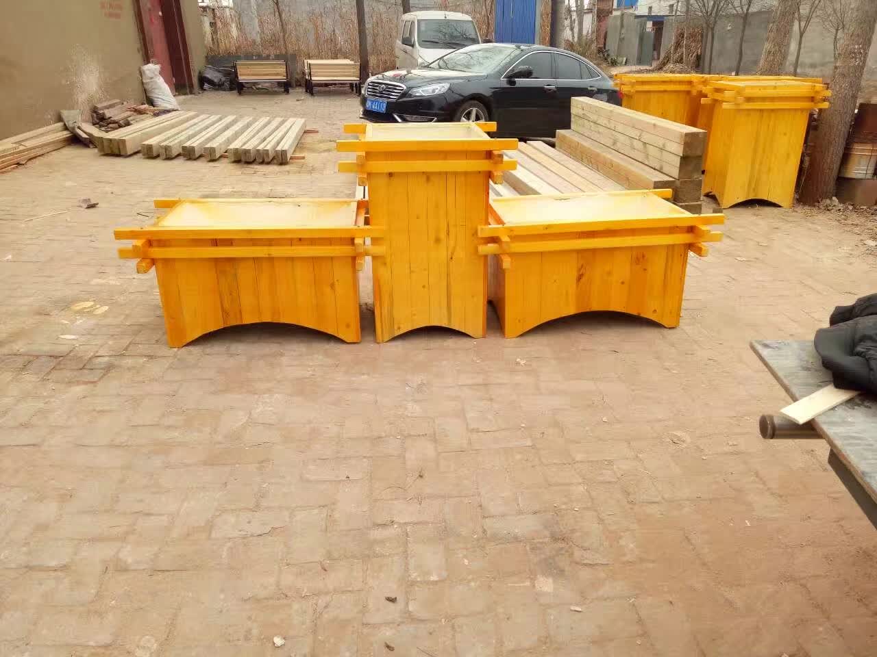 花箱花盆實(shí)木質(zhì)戶外花箱組圖片