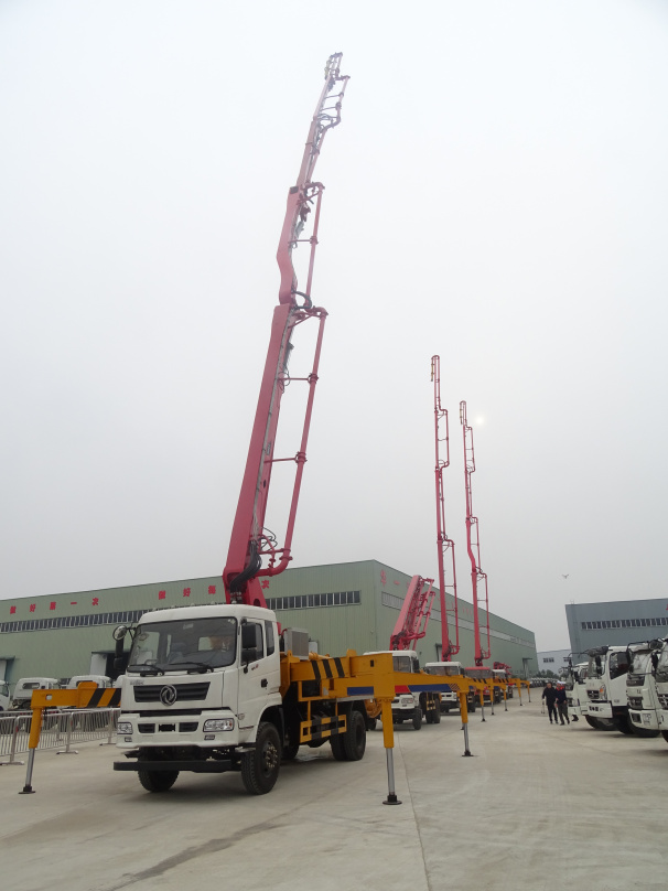 混凝土臂架泵車圖片/混凝土臂架泵車樣板圖 (3)