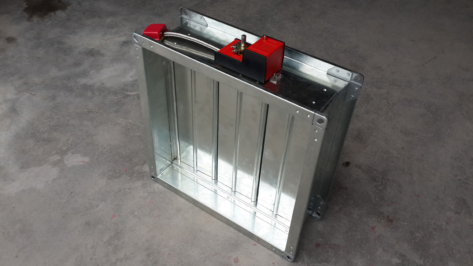 電動(dòng)對(duì)開多葉調(diào)節(jié)閥圖片/電動(dòng)對(duì)開多葉調(diào)節(jié)閥樣板圖 (4)