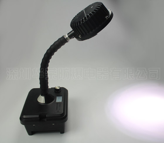 GAD510強(qiáng)光工作燈圖片