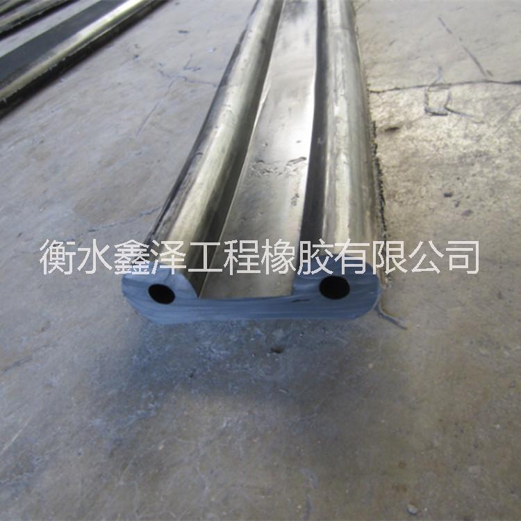 閘門水封P型橡膠止水帶 密封條圖片