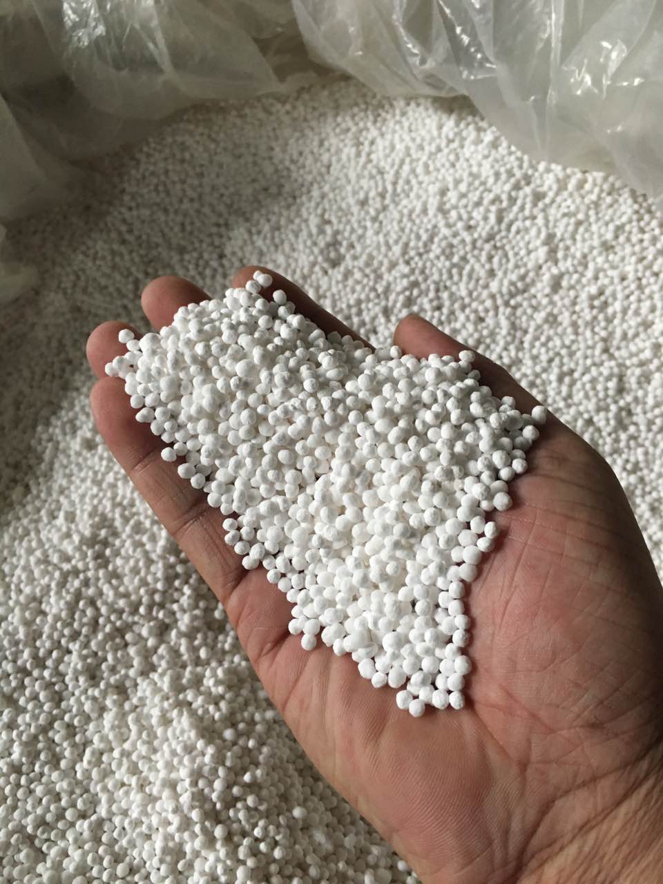 恒泰氯化鈣球圖片