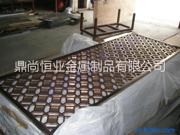 定做廠家香檳金不銹鋼屏風(fēng)