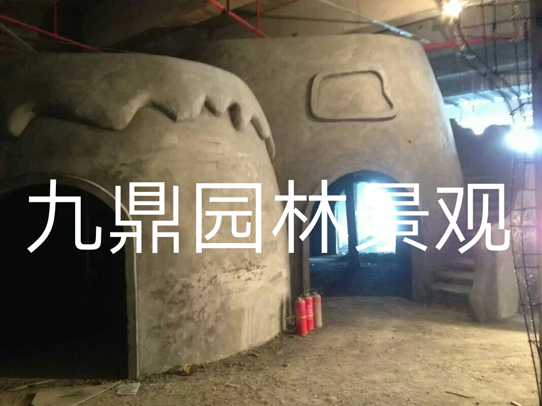 假山假樹(shù)卡通仿木欄桿雕塑圖片