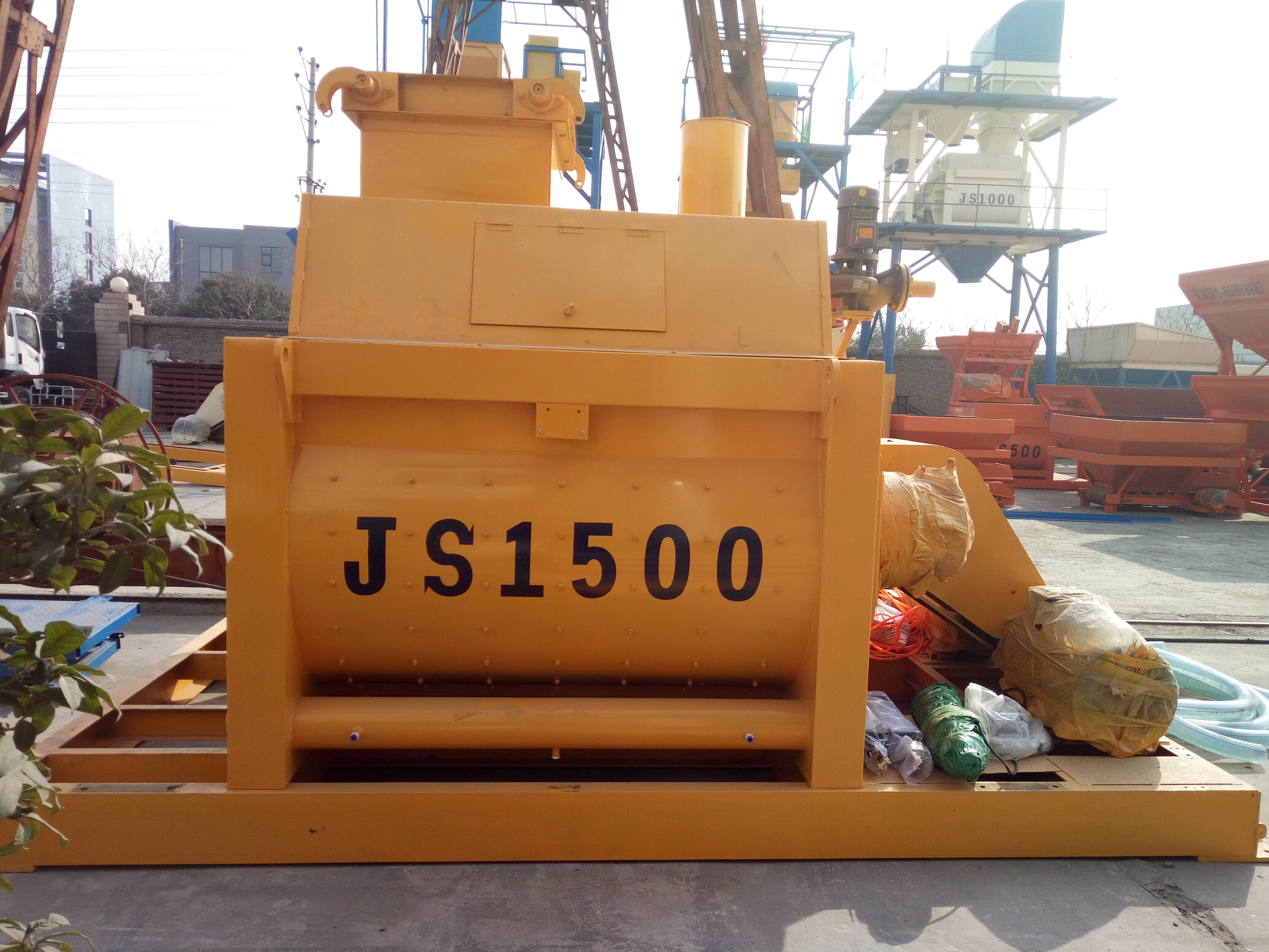 JS1500型混凝土攪拌機圖片