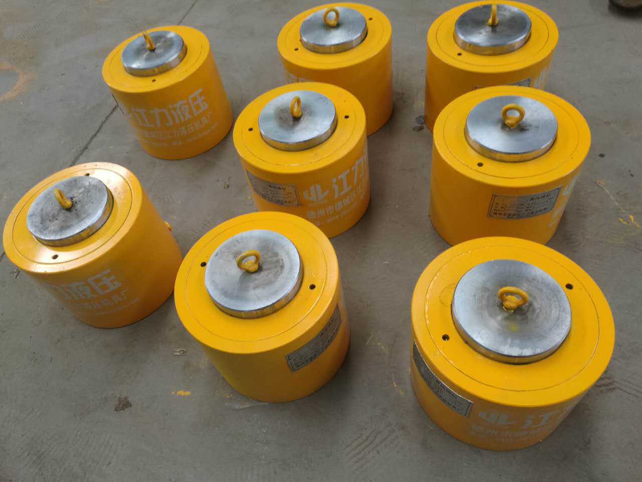 手動(dòng)液壓千斤頂圖片/手動(dòng)液壓千斤頂樣板圖 (2)