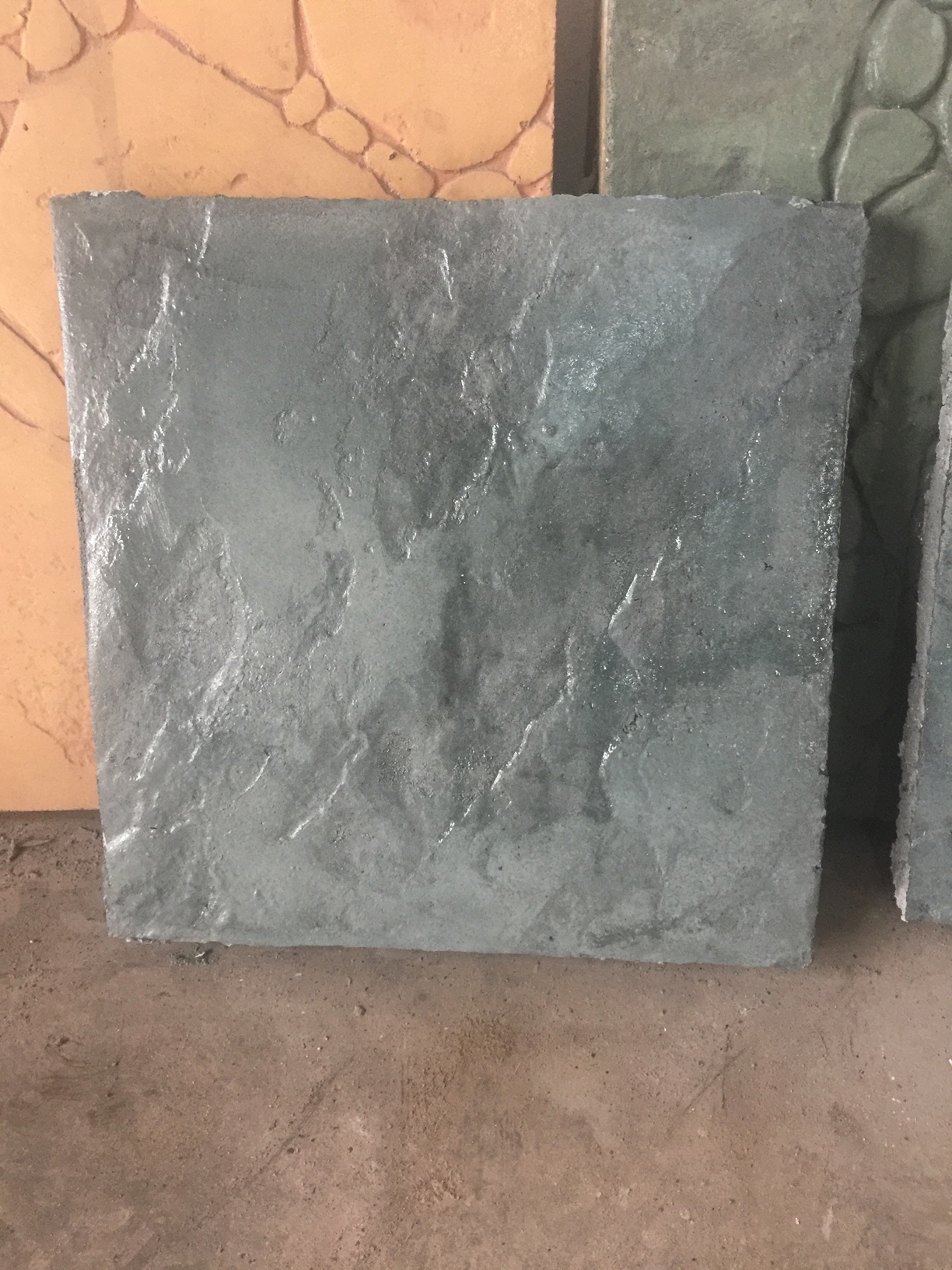 壓模地坪鋪裝路面的優(yōu)勢及特征