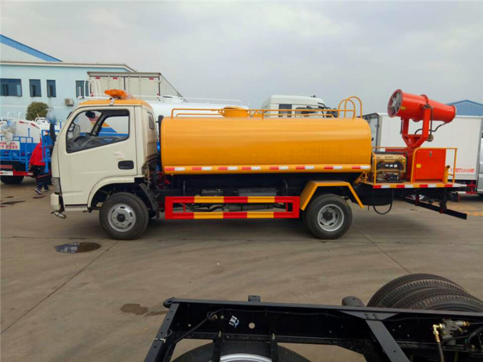 灑水車圖片/灑水車樣板圖 (3)