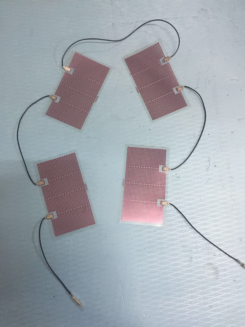 鉛酸蓄電加熱膜廠家*直銷定制供應(yīng)電熱膜電熱片 鉛酸蓄電池加熱膜