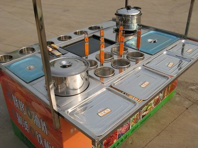 麻辣燙小吃車，無需店面，不要經(jīng)驗，走到哪火到哪！