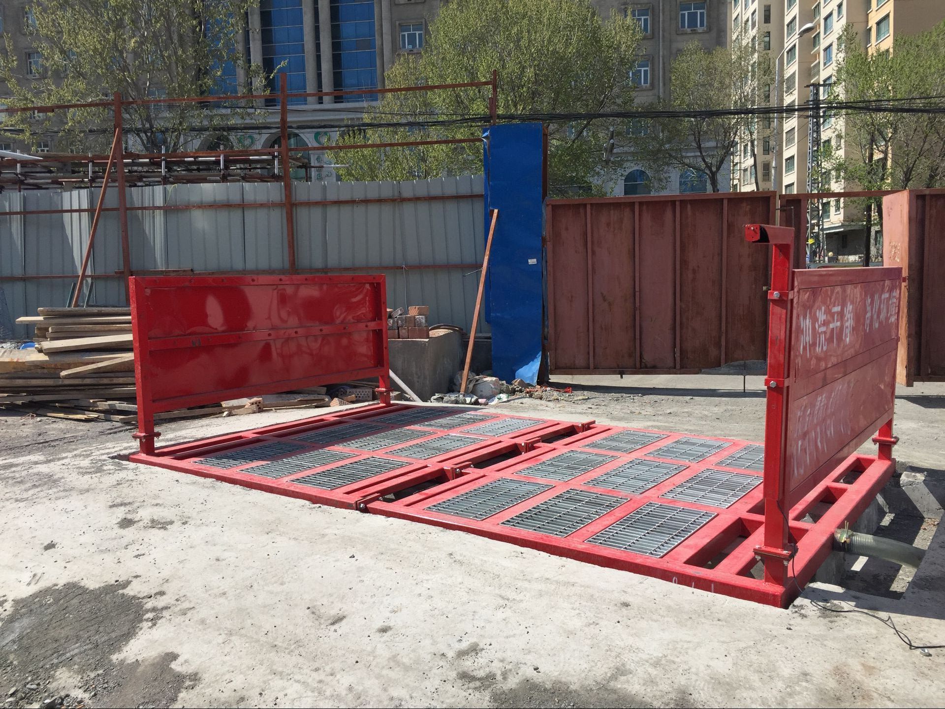 烏魯木齊工地洗車(chē)機(jī)SAJ-55廠家直銷(xiāo)工地自動(dòng)清洗設(shè)備